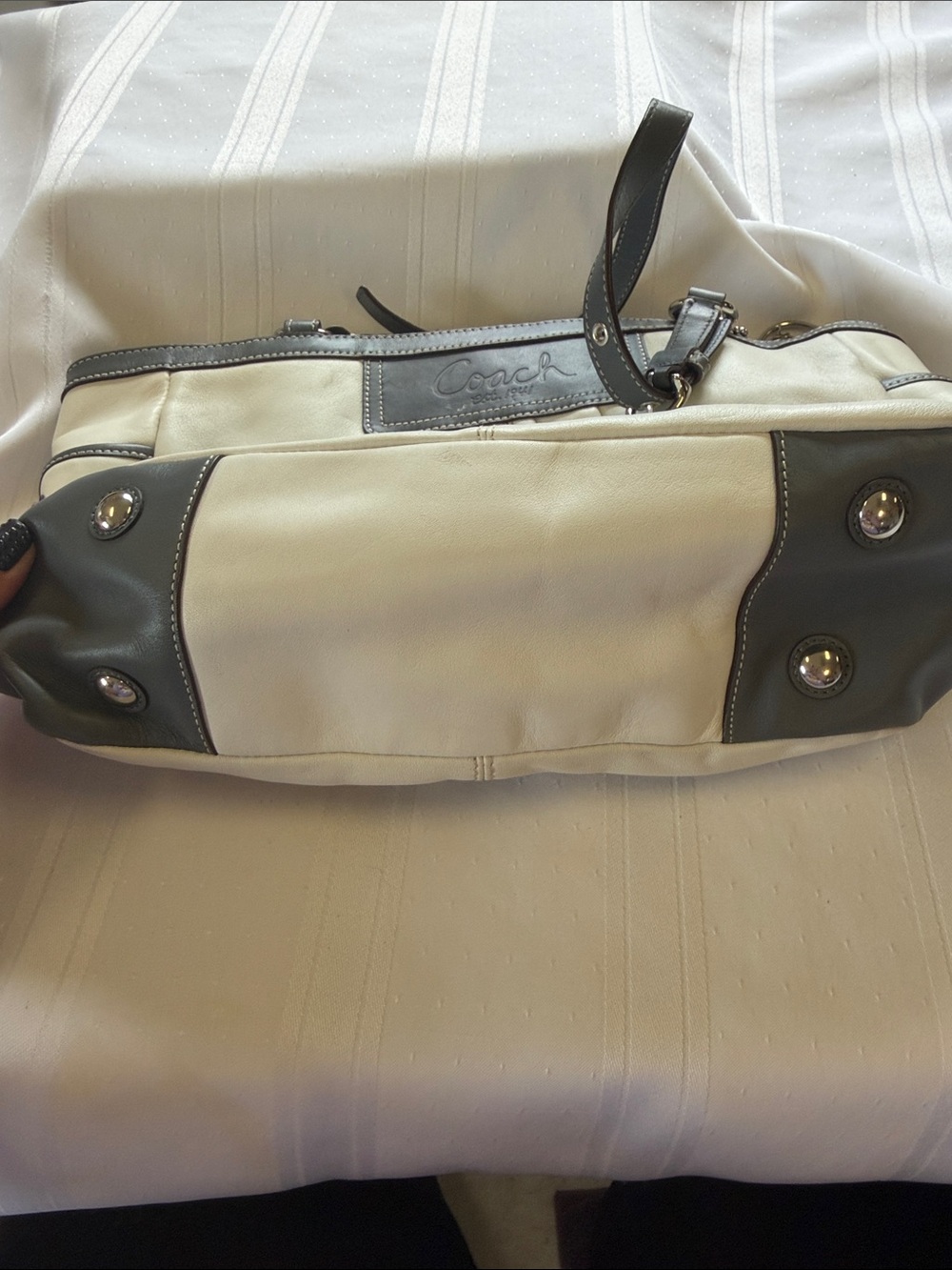 Coach Two-Tone Cream and Dark Gray Leather Tote - Picture 5 of 7